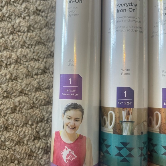 4 Cricut Everyday Iron on Rolls Brand New - Picture 7 of 8